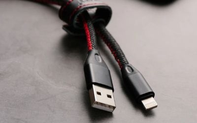 LIGHTNING CABLE